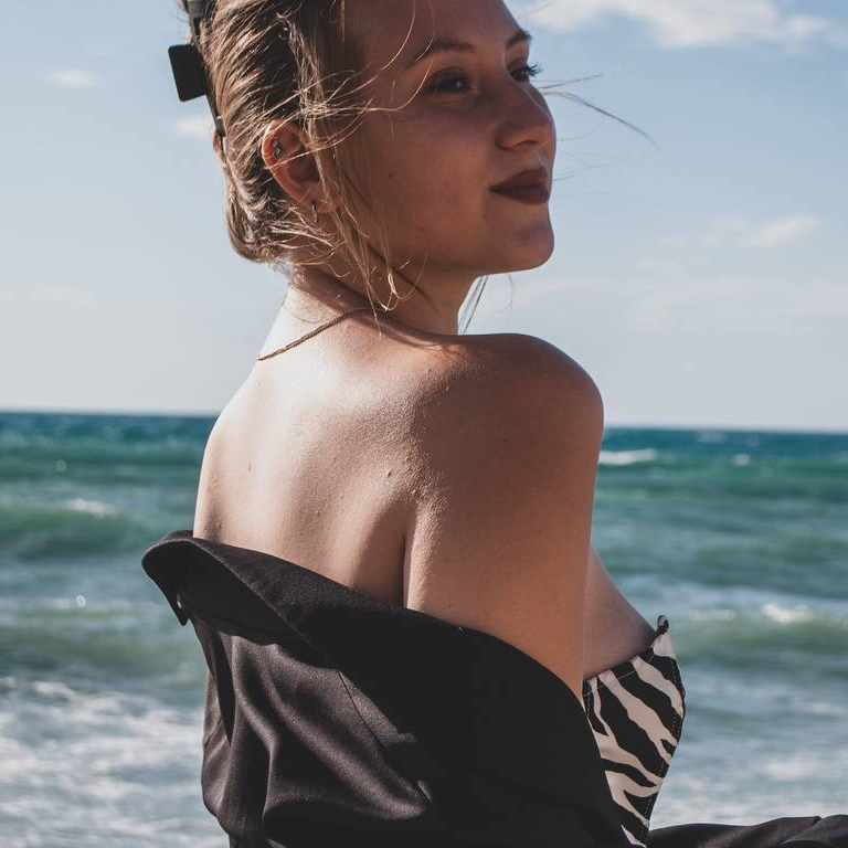 София Островская