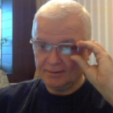 Aлексей Tокарев