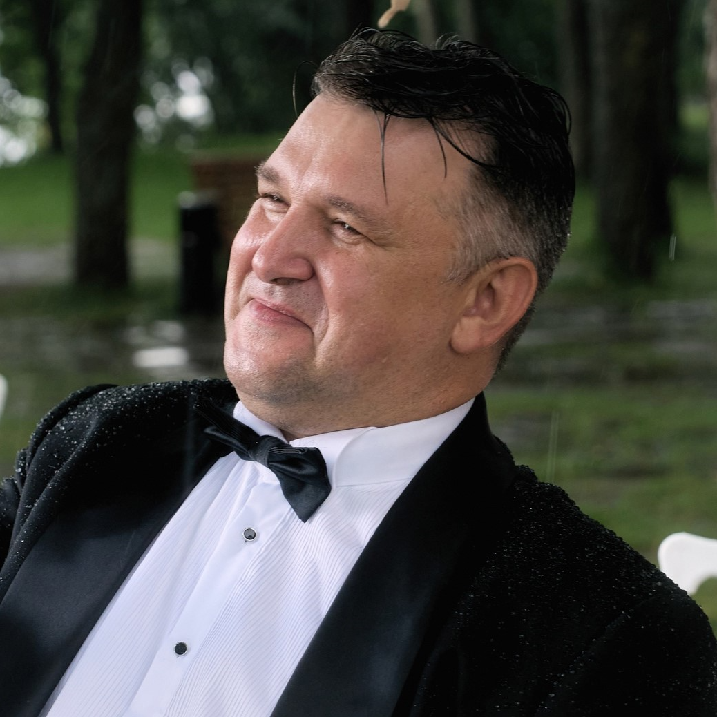 Виктор Краев