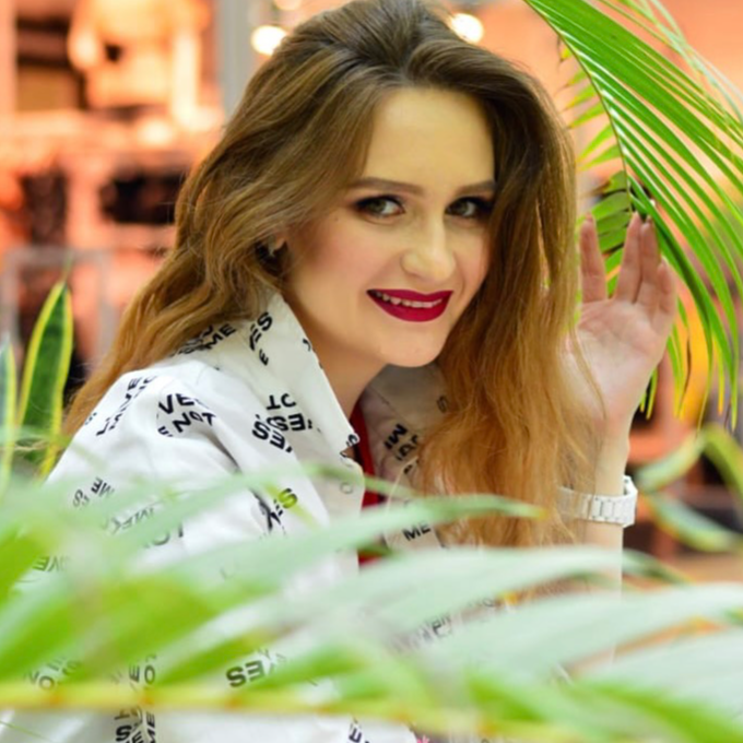 Тина Кенга