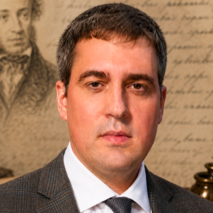 Александр Логвинов