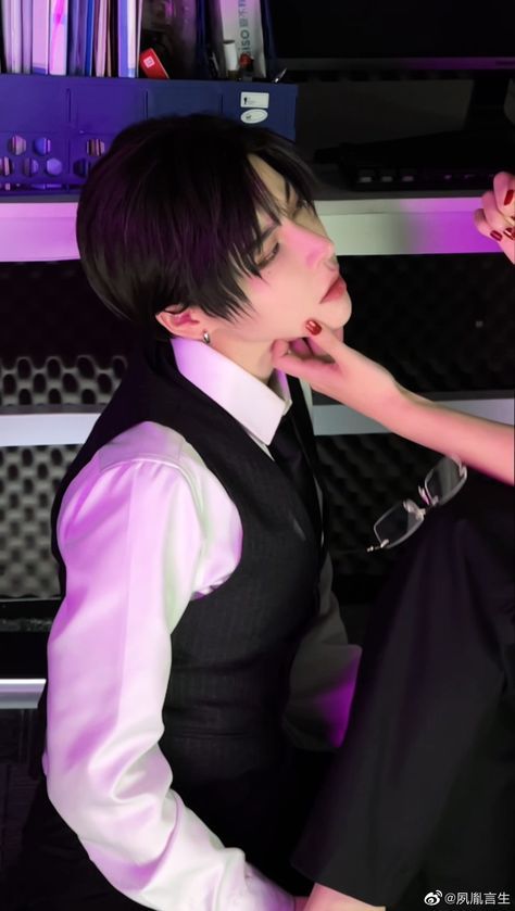 Обложка книги «О том, как лечить раненного щенка»